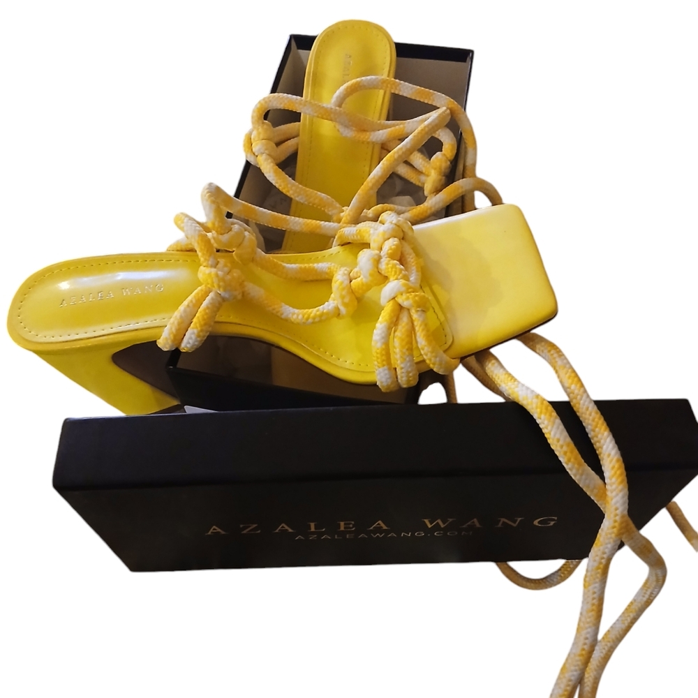 AKIRA sandals - Picture 3 of 10